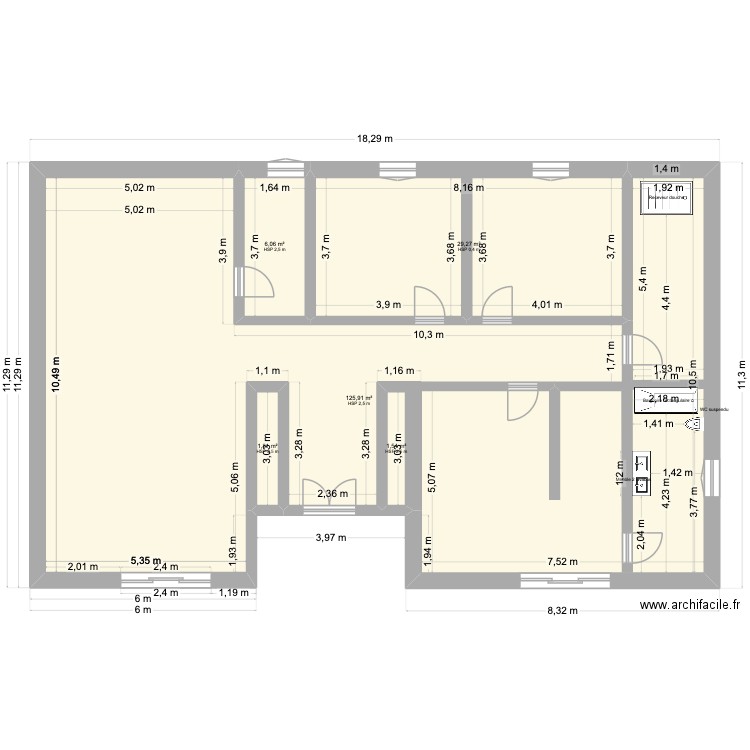 RDC 01. Plan de 5 pièces et 165 m2