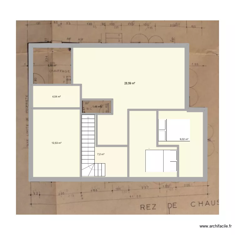 collioure RDC. Plan de 8 pièces et 78 m²