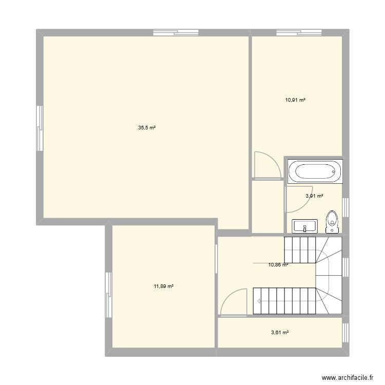 RDC. Plan de 6 pièces et 77 m2