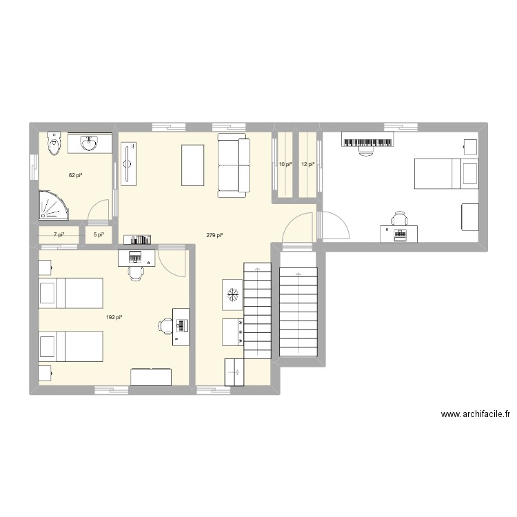 FG-18C. Plan de 7 pièces et 53 m2