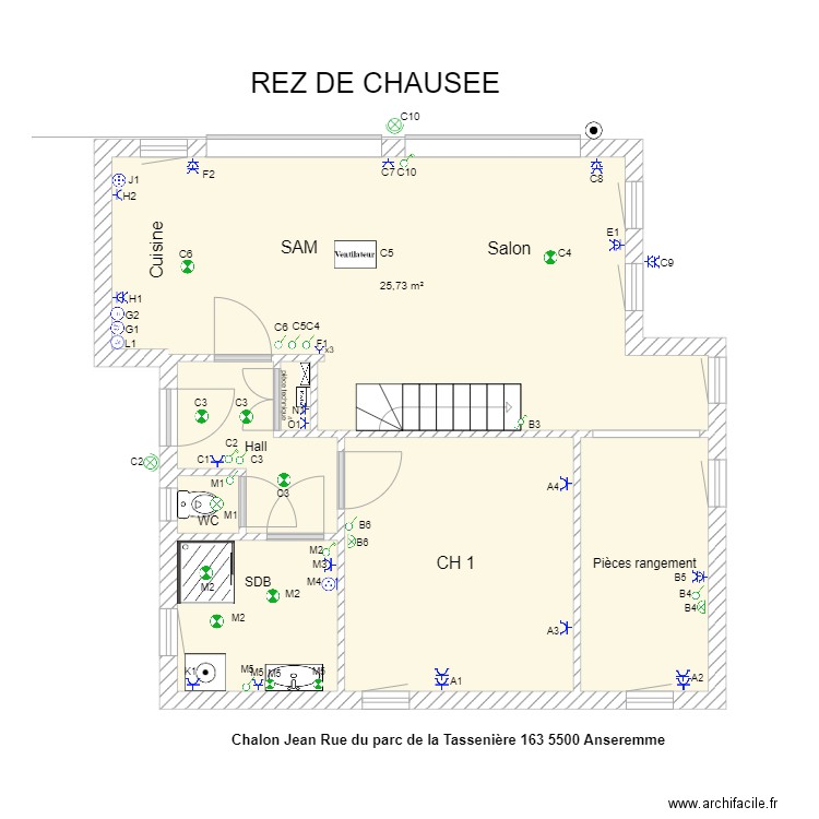 REZ DE CHAUSSEE Jean. Plan de 7 pièces et 53 m2