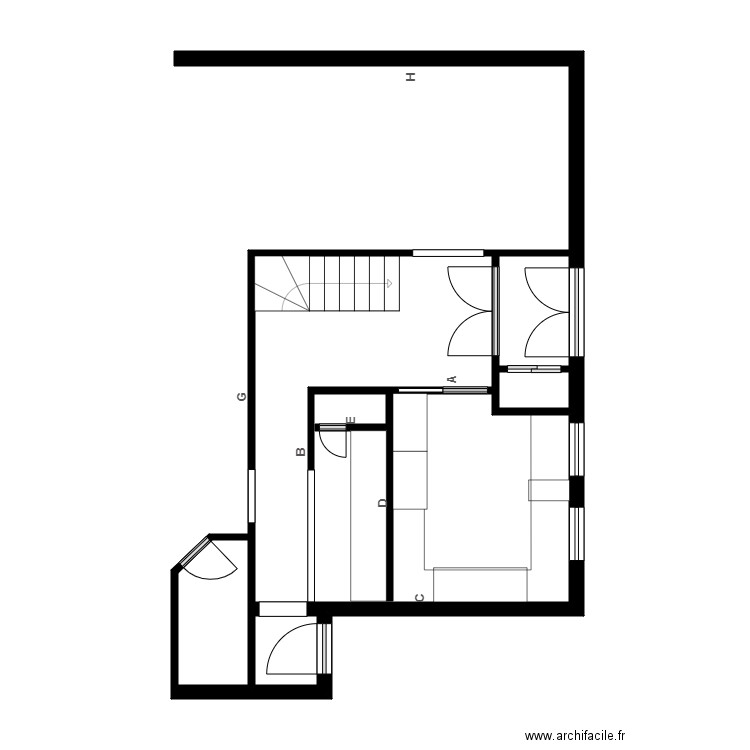 yudous RdcH vide bon. Plan de 0 pièce et 0 m2