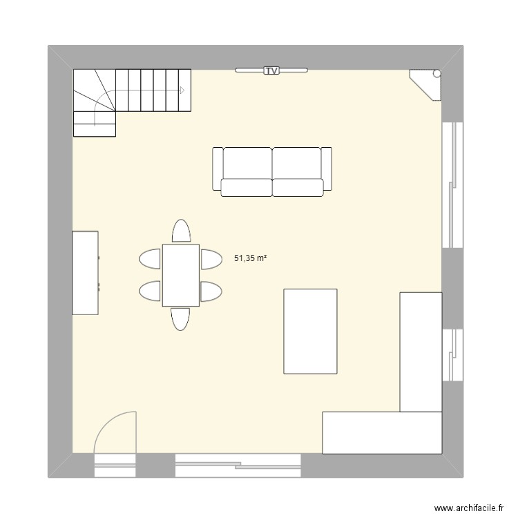 rdc 1 cours et buis. Plan de 1 pièce et 51 m2