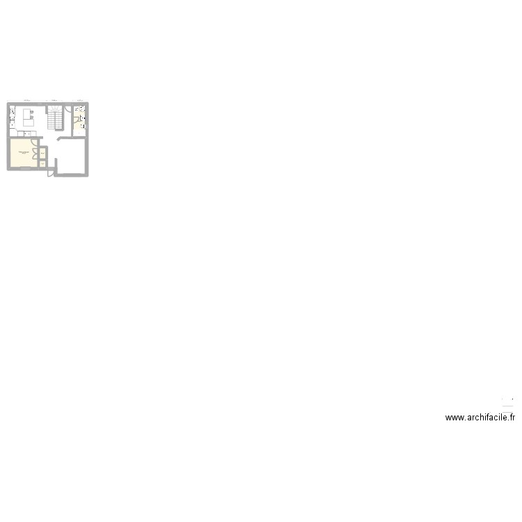 Rez de chaussée. Plan de 4 pièces et 19 m2