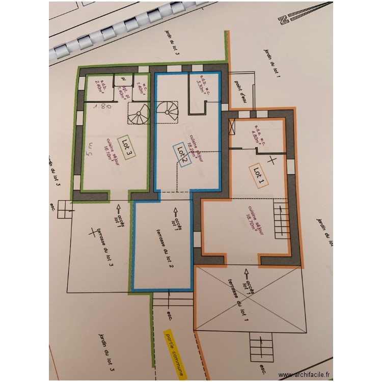 CUISINE RIRI. Plan de 0 pièce et 0 m2