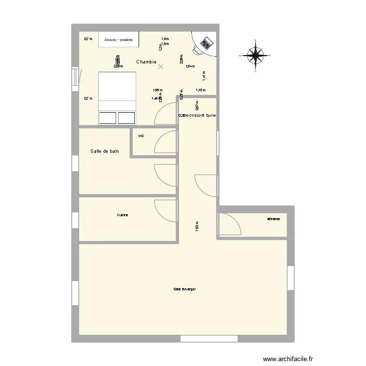 Djilali f2. Plan de 6 pièces et 65 m²