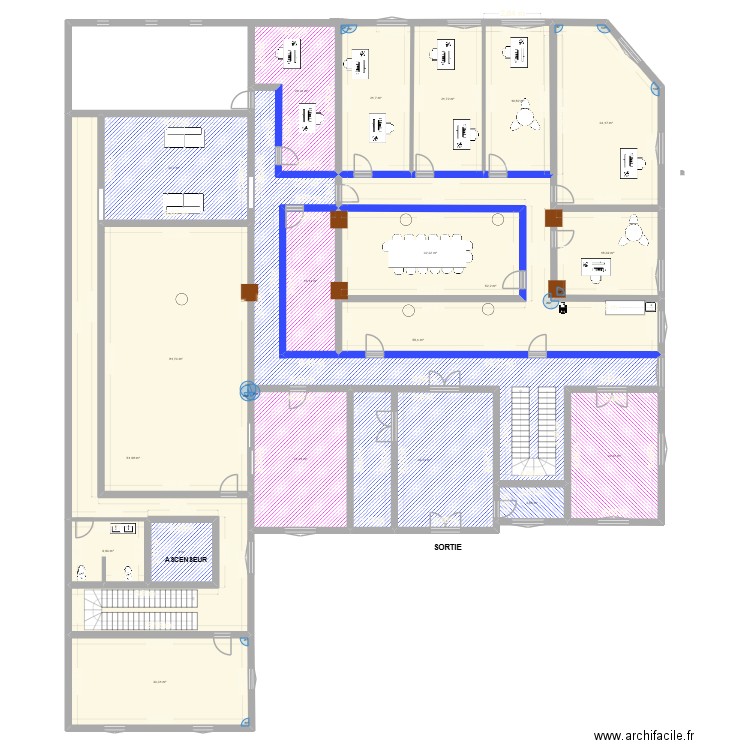 PROJET RDZ FINAL. Plan de 20 pièces et 601 m2