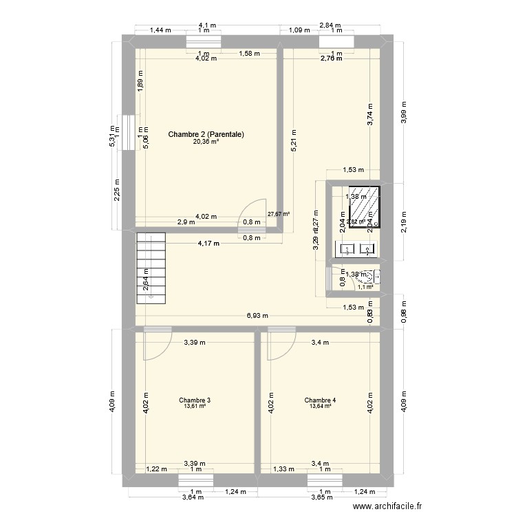 1er Maison. Plan de 6 pièces et 79 m2
