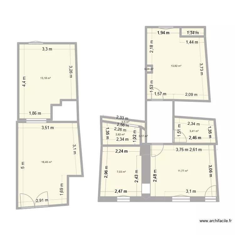 cuisine salon. Plan de 11  et 70 m²
