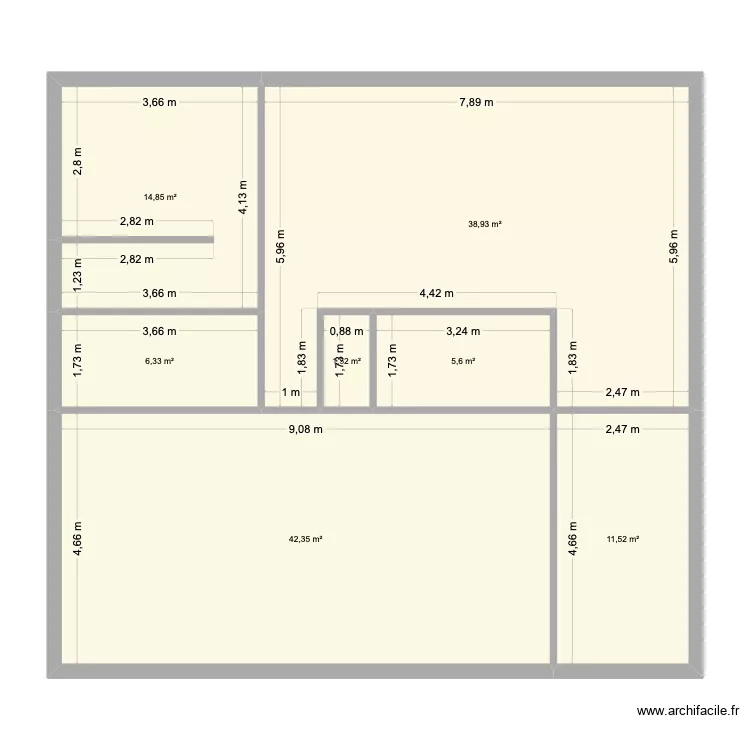 maison12. Plan de 7 pièces et 121 m²