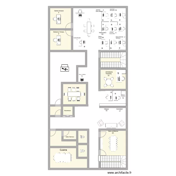 Centre Municipal 2e etage. Plan de 12 pièces et 92 m²