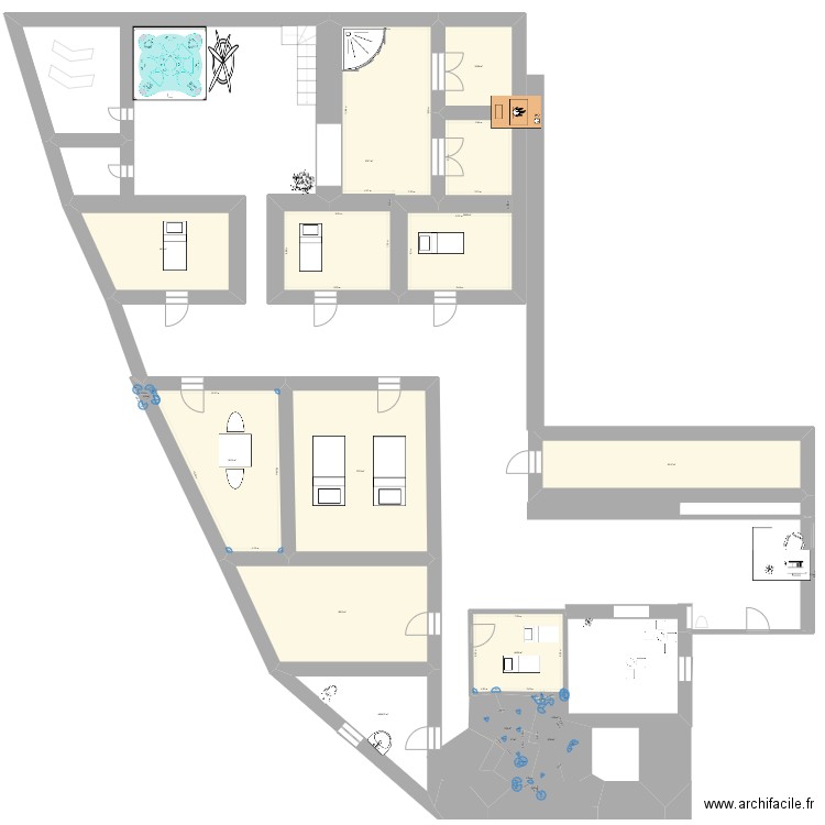 Natural Spa Institut. Plan de 18 pièces et 877 m2