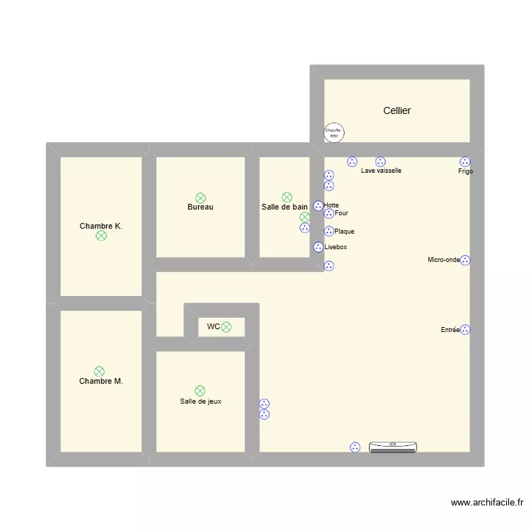 Maison. Plan de 8  et 41 m²
