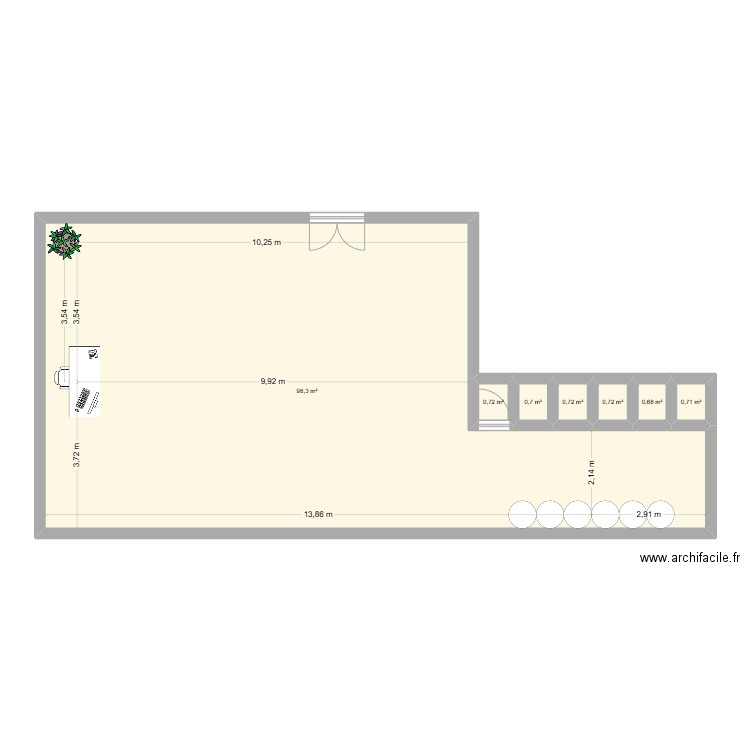 magasin. Plan de 7 pièces et 103 m2