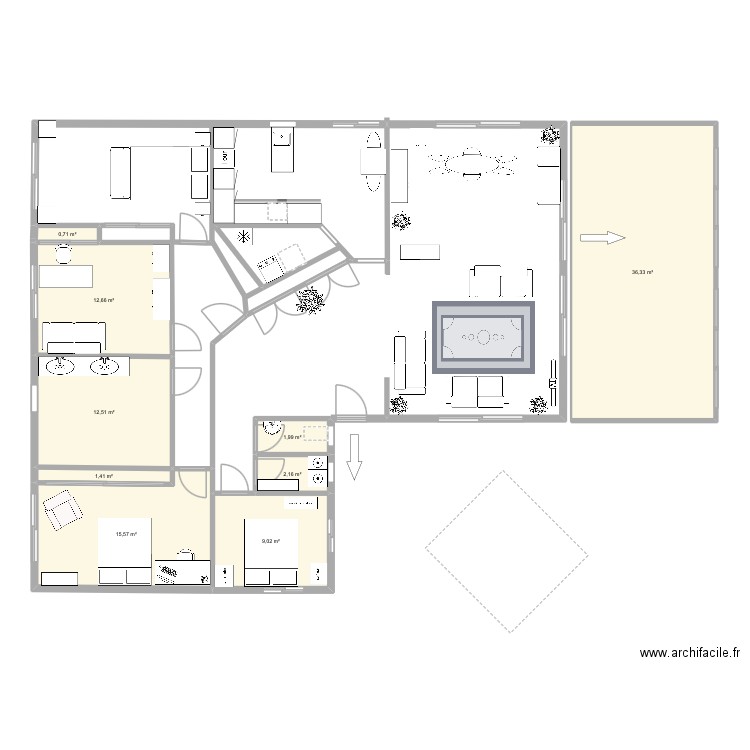 Maison et veranda. Plan de 9 pièces et 92 m2