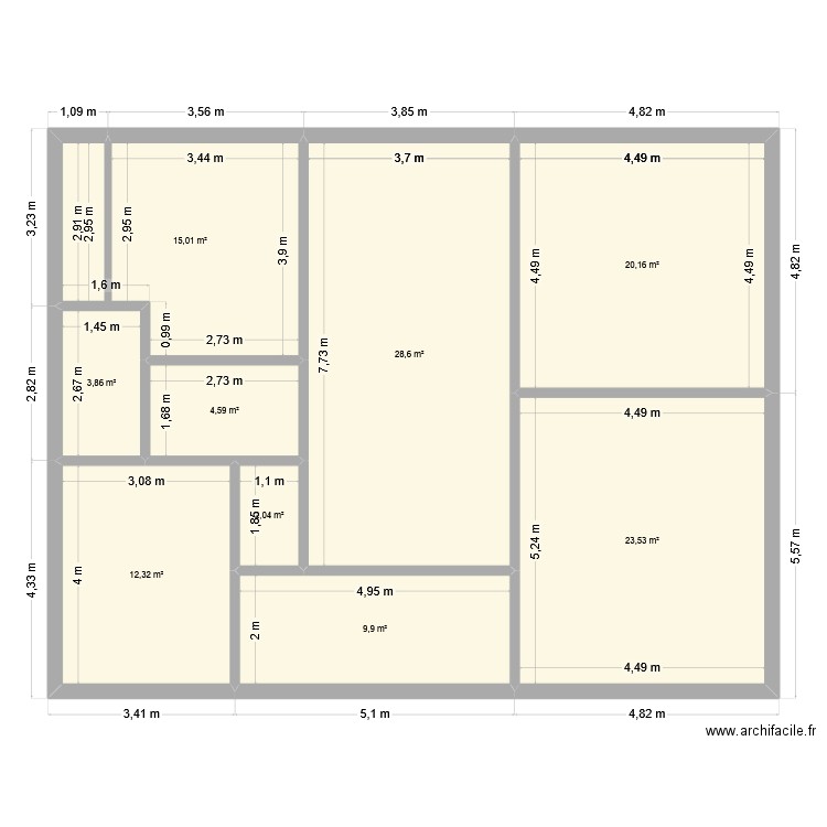 Sara & Alex cotation. Plan de 9 pièces et 120 m2