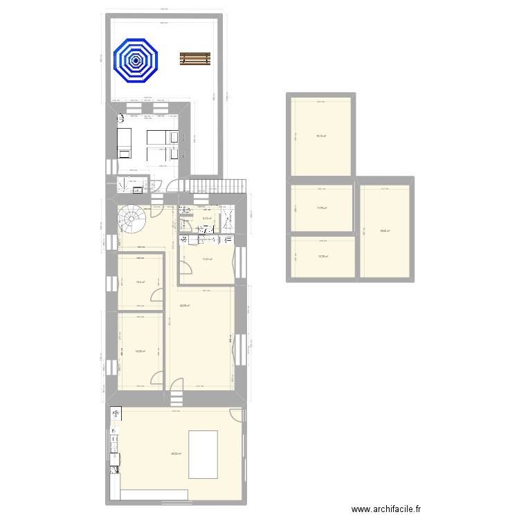 Tauriers étage v2. Plan de 10 pièces et 194 m2