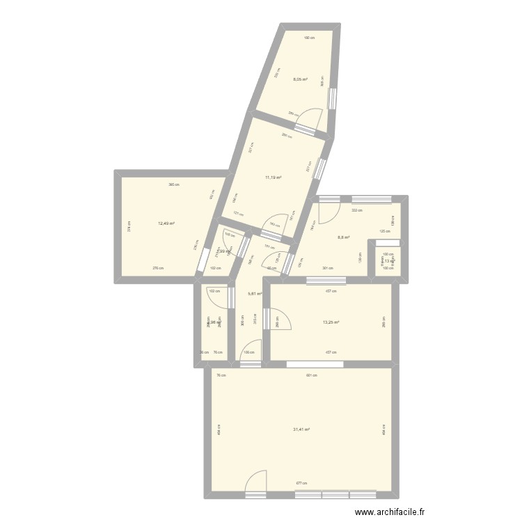 OMGLpl35A. Plan de 10 pièces et 97 m2