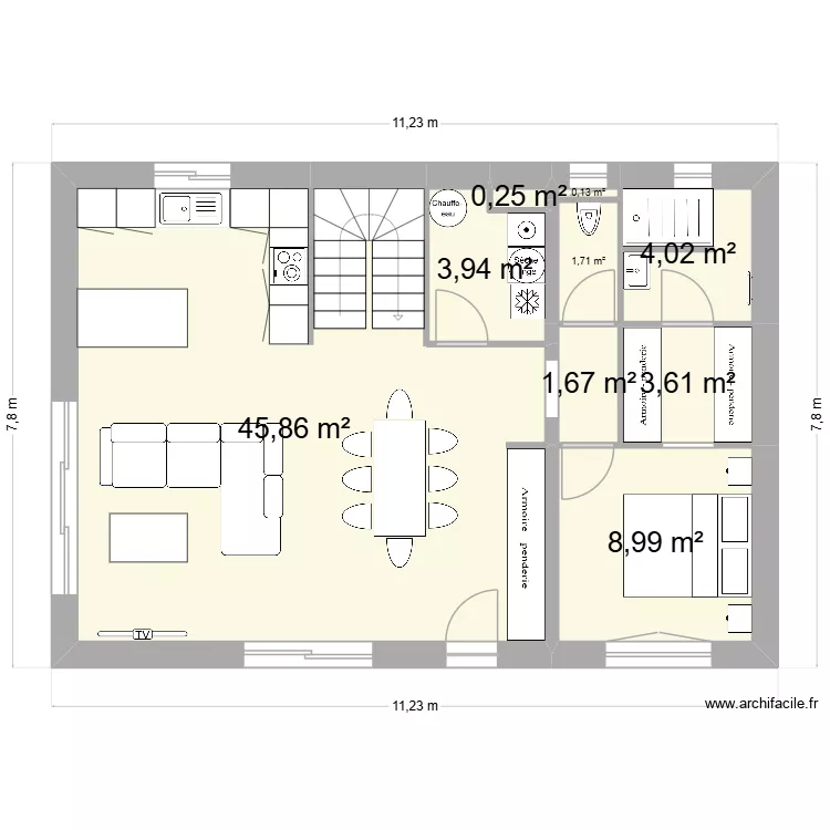 maison 4. Plan de 17  et 121 m²