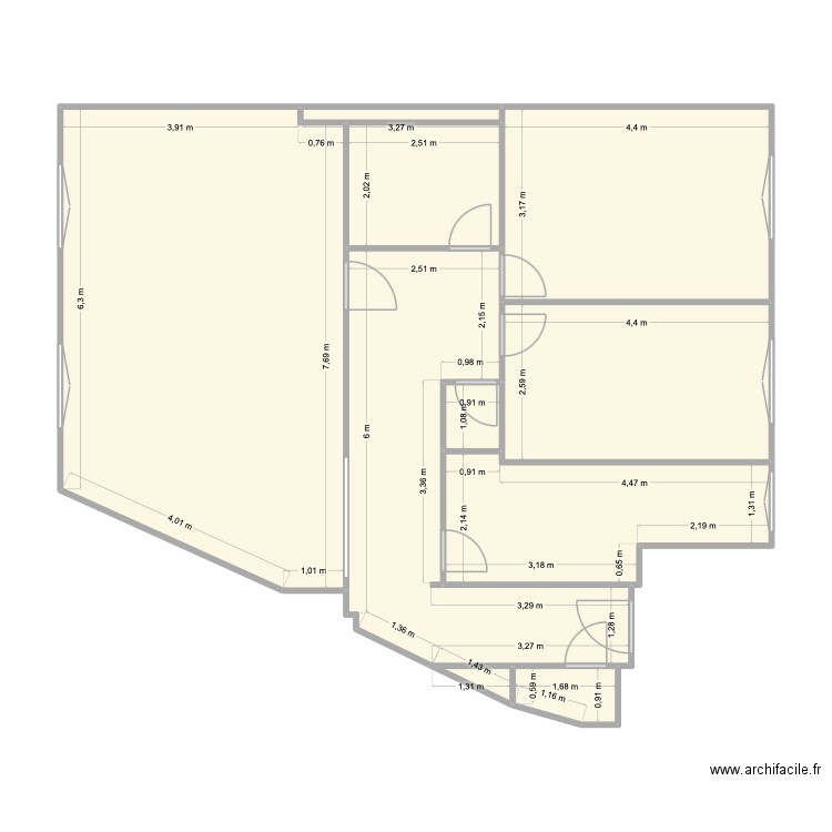 25 GUENEGAUD. Plan de 10 pièces et 93 m2