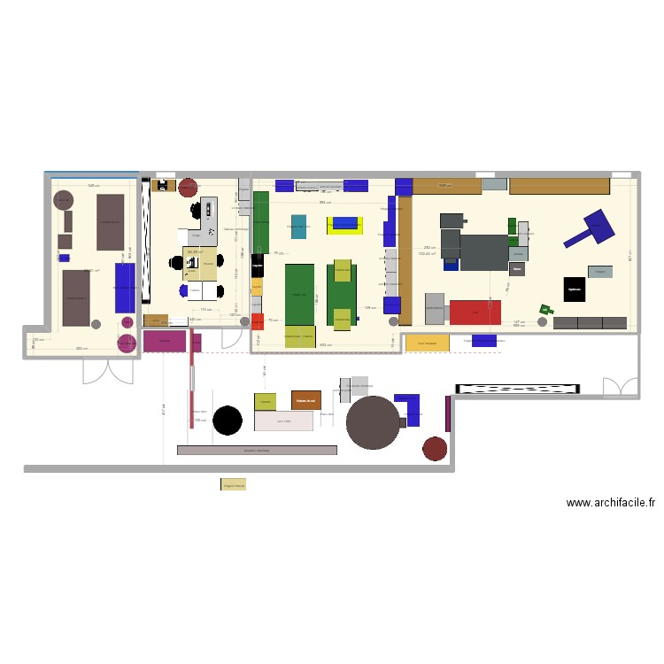 Bureau Bâtiment. Plan de 3 pièces et 155 m2