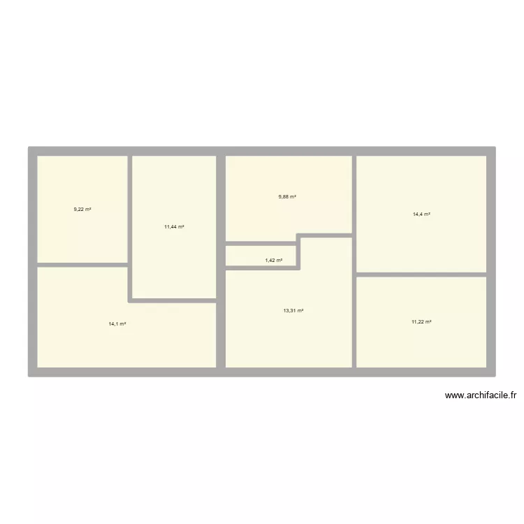 GARE YACHA. Plan de 8  et 85 m²