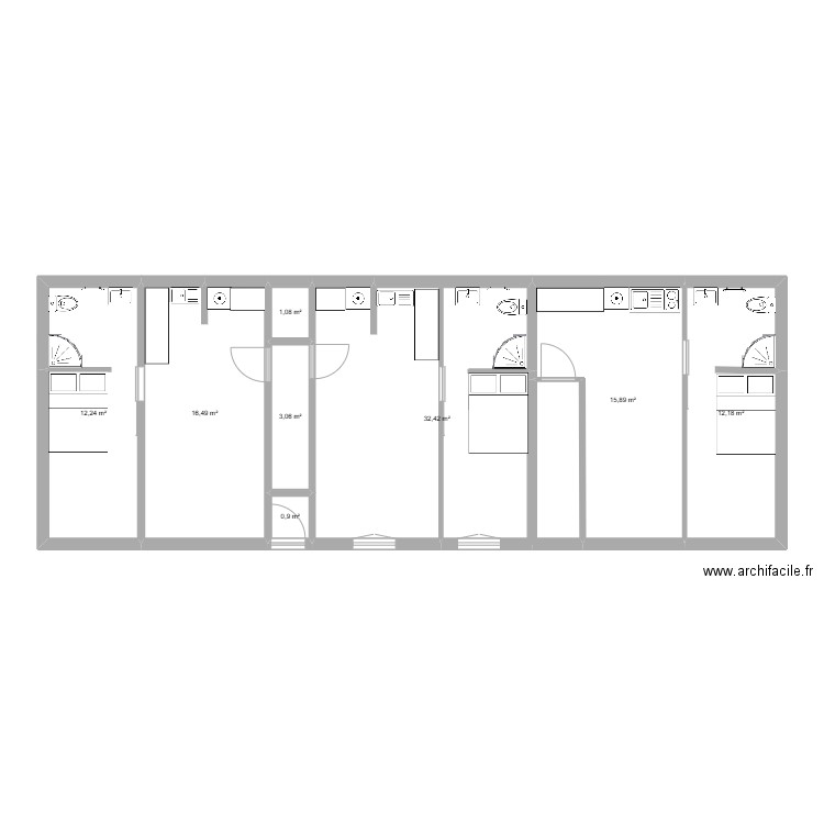 Etage cheux. Plan de 9 pièces et 93 m2