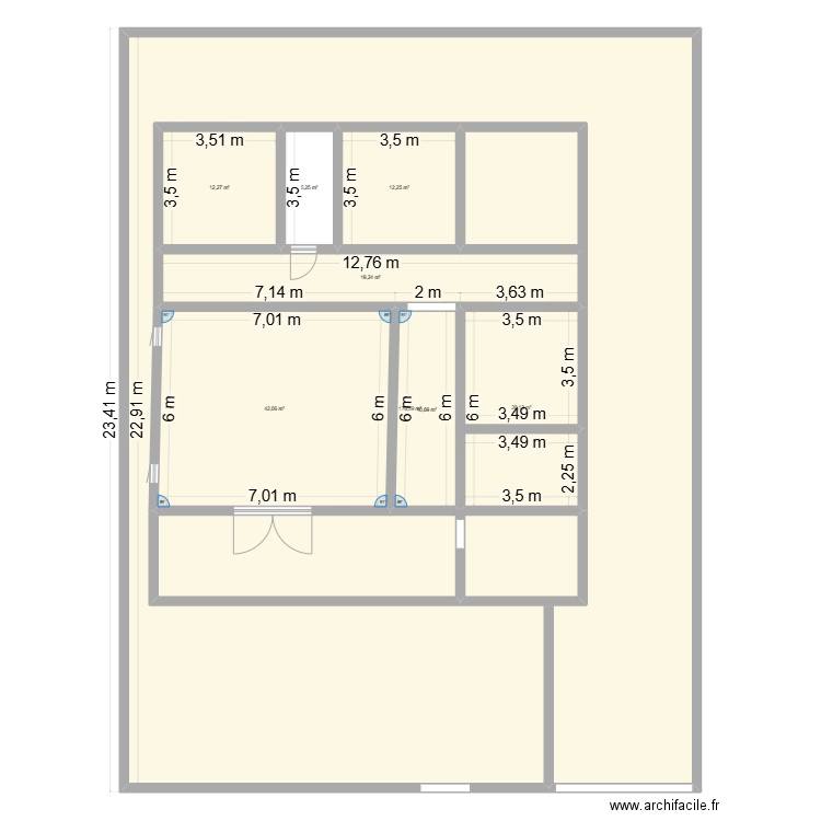 Prenti-stage. Plan de 8 pièces et 517 m2