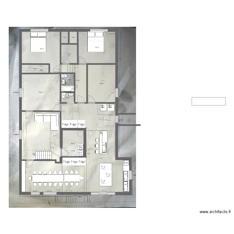 Nico Sous sol. Plan de 12 pièces et 209 m2