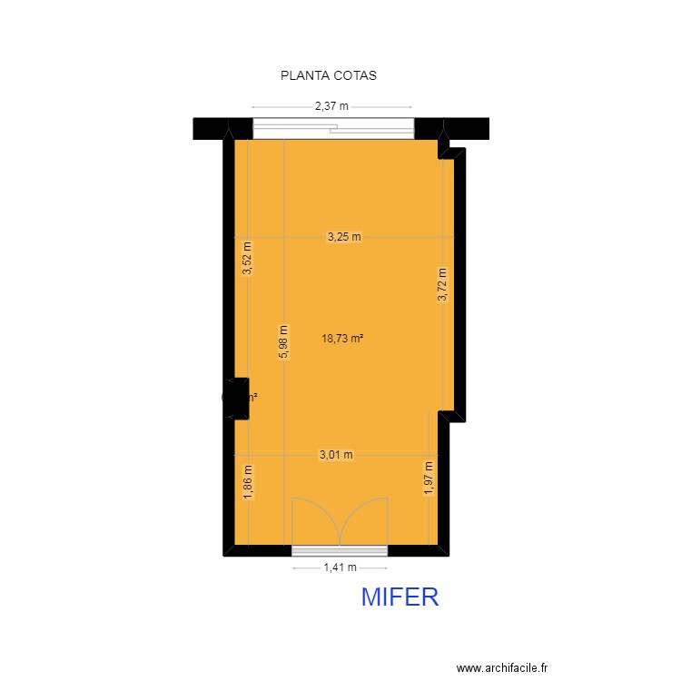 PILI  PLANTA COTAS COMEDOR. Plan de 2 pièces et 19 m2