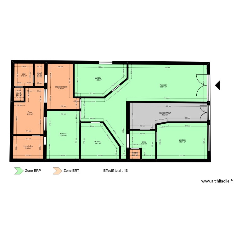 Perpignan - ERP. Plan de 14 pièces et 135 m2