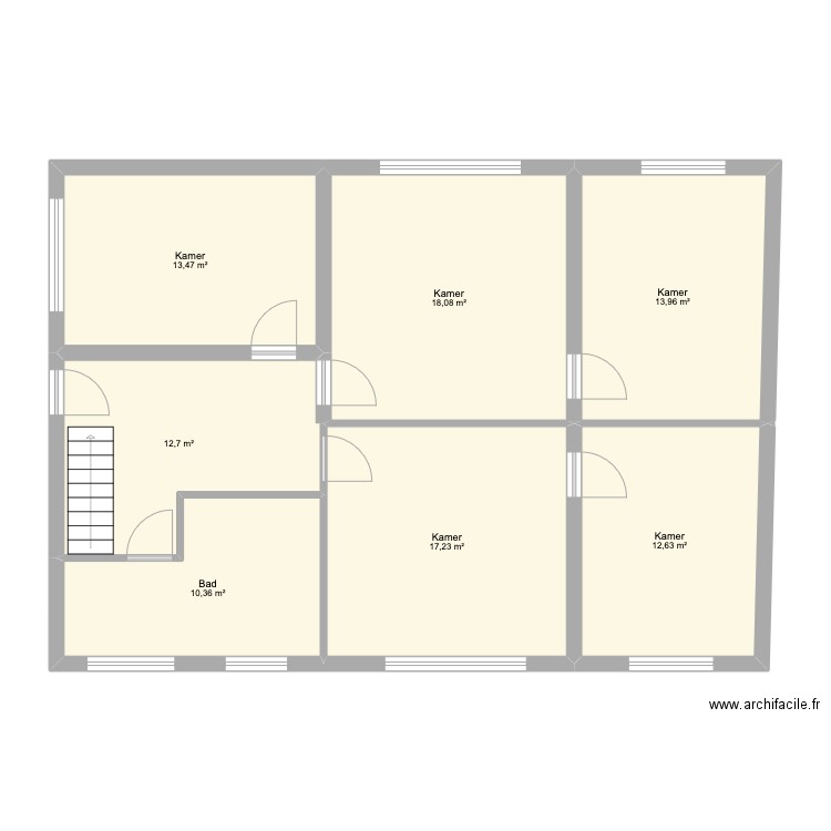1er asis. Plan de 7 pièces et 98 m2