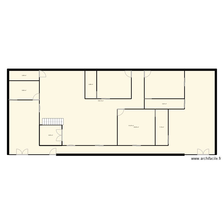 Maison. Plan de 9 pièces et 260 m2