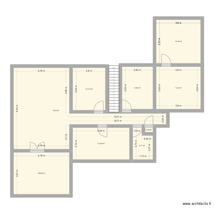 TERNAND. Plan de 9 pièces et 123 m2