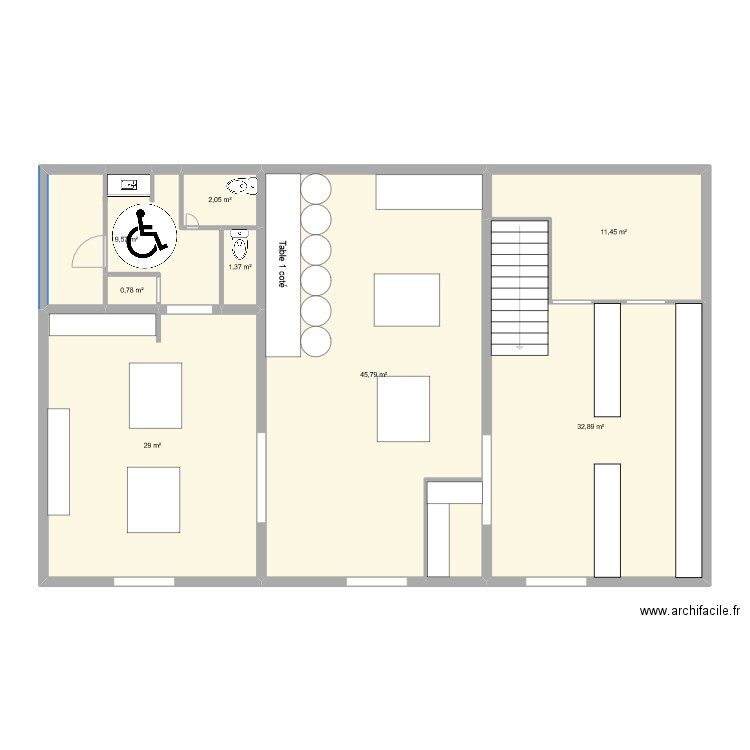 3136. Plan de 8 pièces et 133 m2