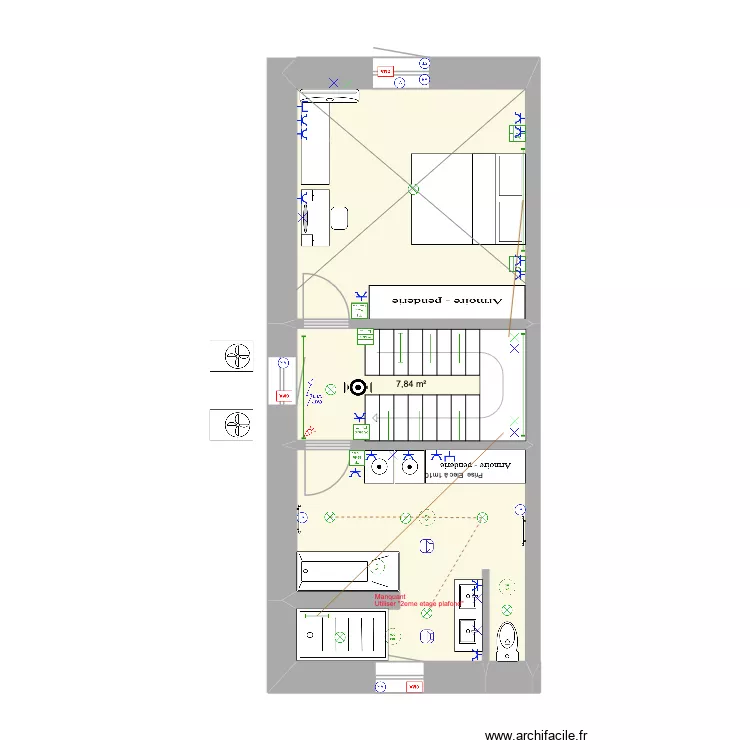 Bettembourg. Plan de 20  et 216 m²