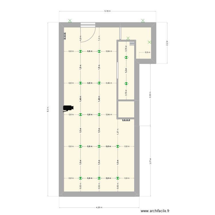 LOCAL. Plan de 4 pièces et 34 m2