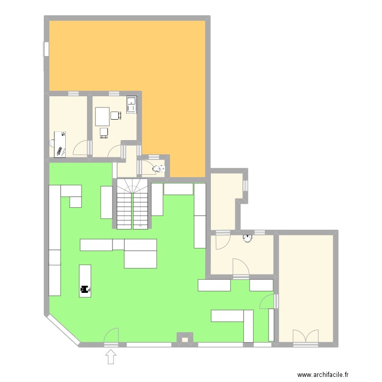 Boutique. Plan de 10 pièces et 190 m2