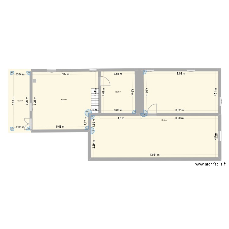 plan vide. Plan de 4 pièces et 169 m2