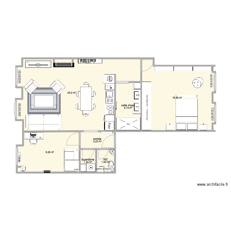 appartement rénové 1. Plan de 8 pièces et 67 m2