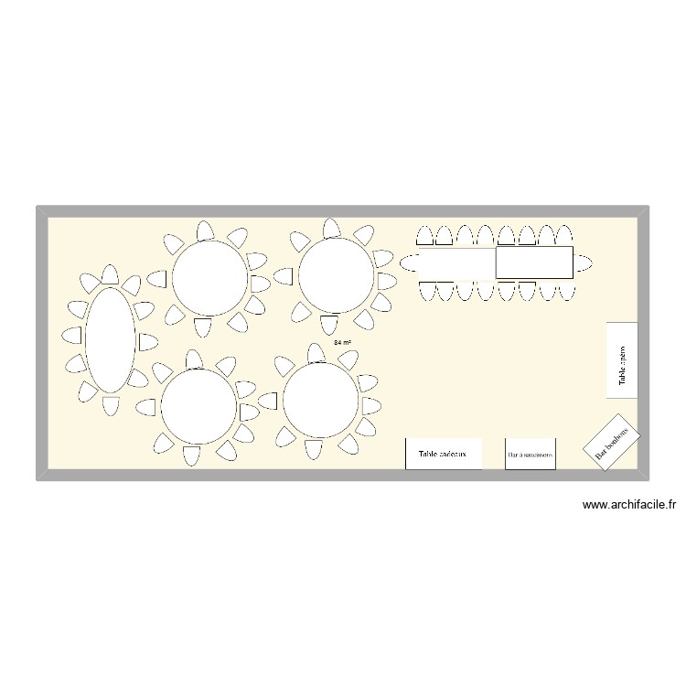 Bapteme A table ronde. Plan de 0 pièce et 0 m2