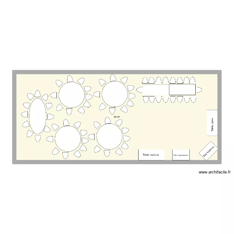 Bapteme A table ronde. Plan de 1 et 84 m² Bapteme A table ronde. Plan de 1 et 84 m²