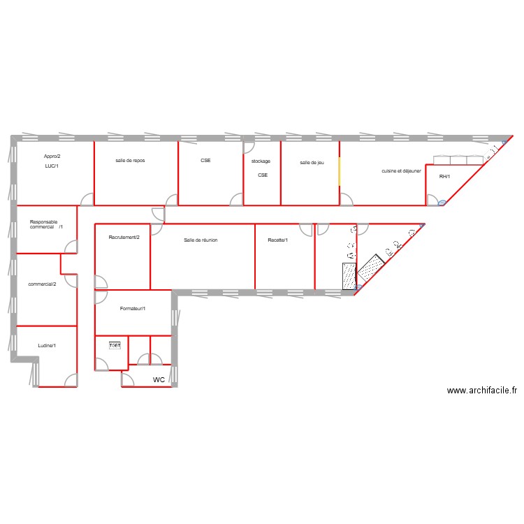 aile 3 rivery cotation +douches. Plan de 11 pièces et 253 m2