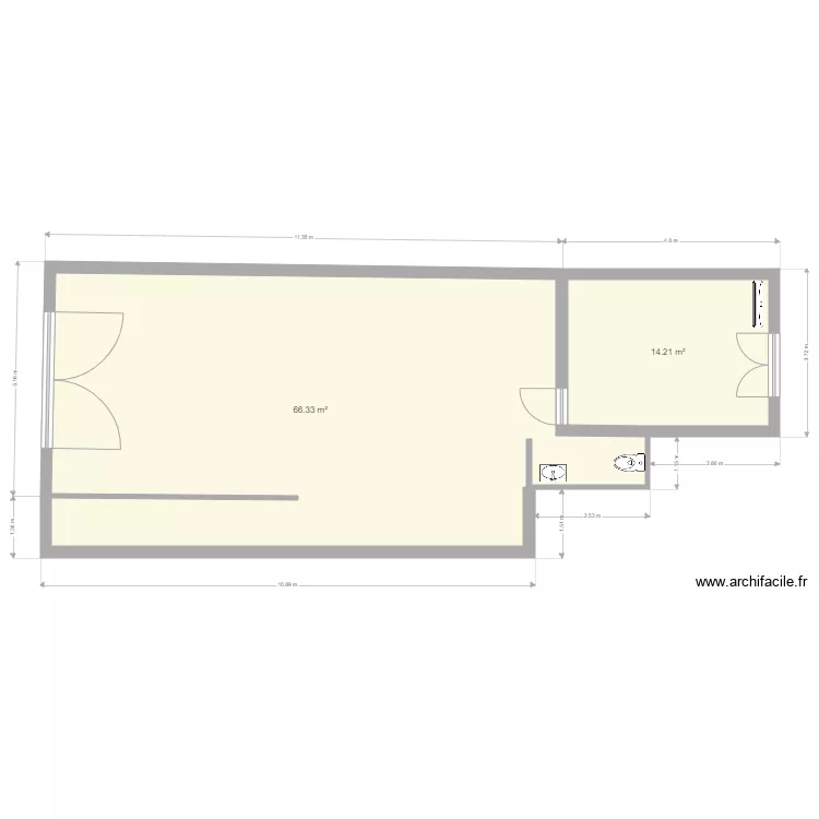 HANGAR A12. Plan de 2  et 81 m²