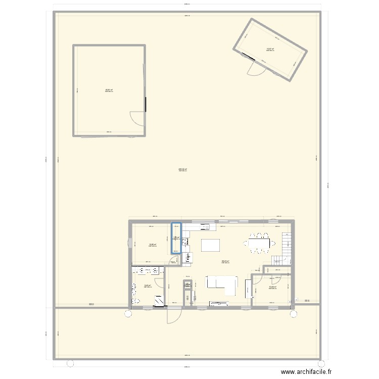 MAISON PLAIN PIED 130 M2 RECTANGLE 3 CHAMBRES. Plan de 9 pièces et 717 m2