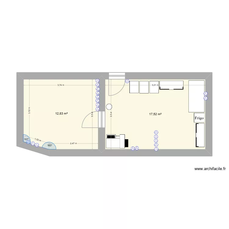 secr&eacute;tariat /secr&eacute;tariat/. Plan de 2  et 30 m²