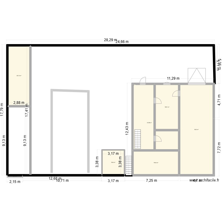 rdc. Plan de 8 pièces et 157 m2