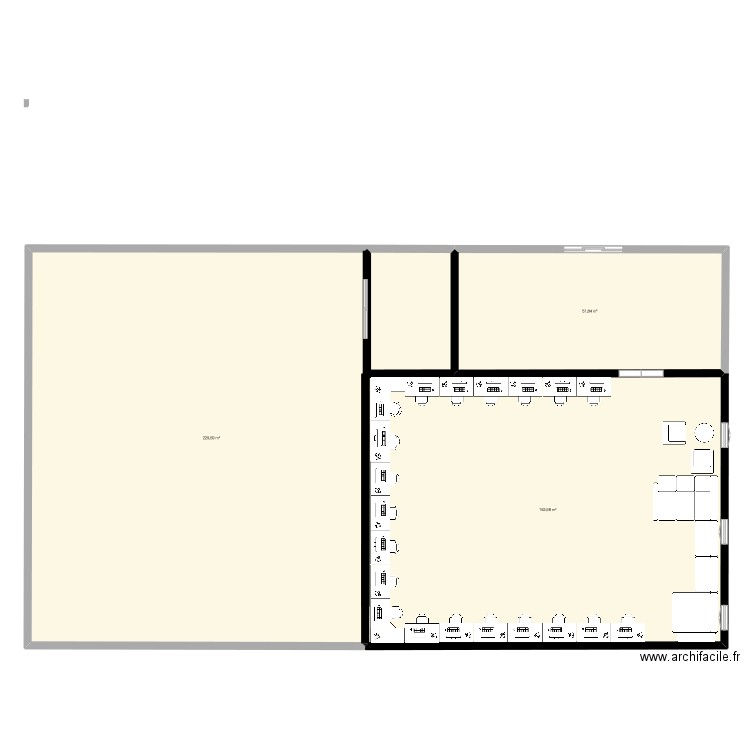VGAME. Plan de 3 pièces et 436 m2