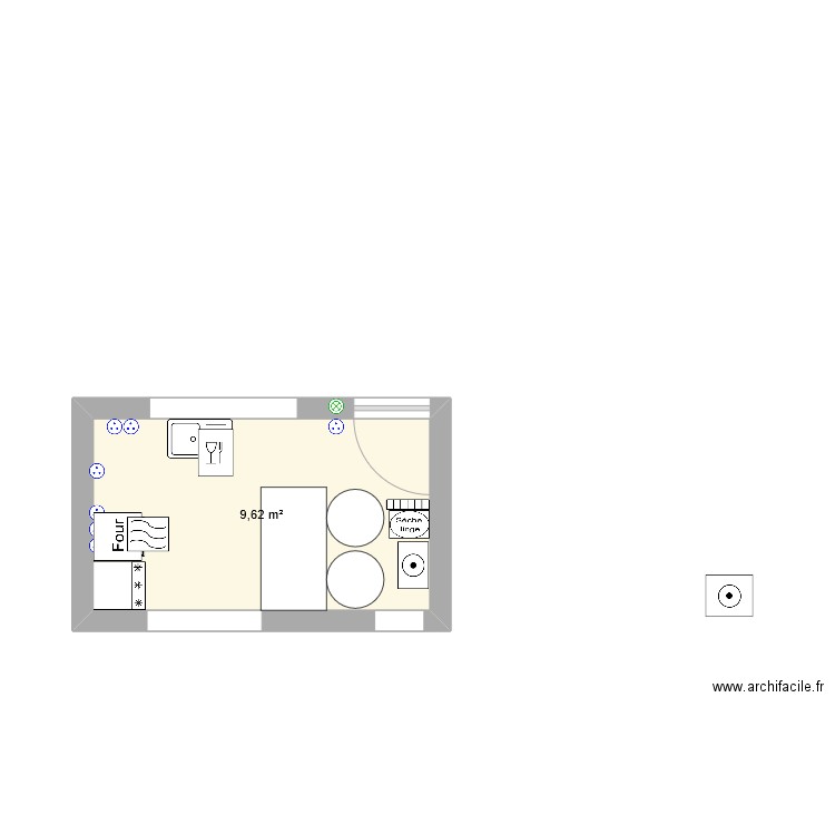 Cuisine parents. Plan de 1 pièce et 10 m2