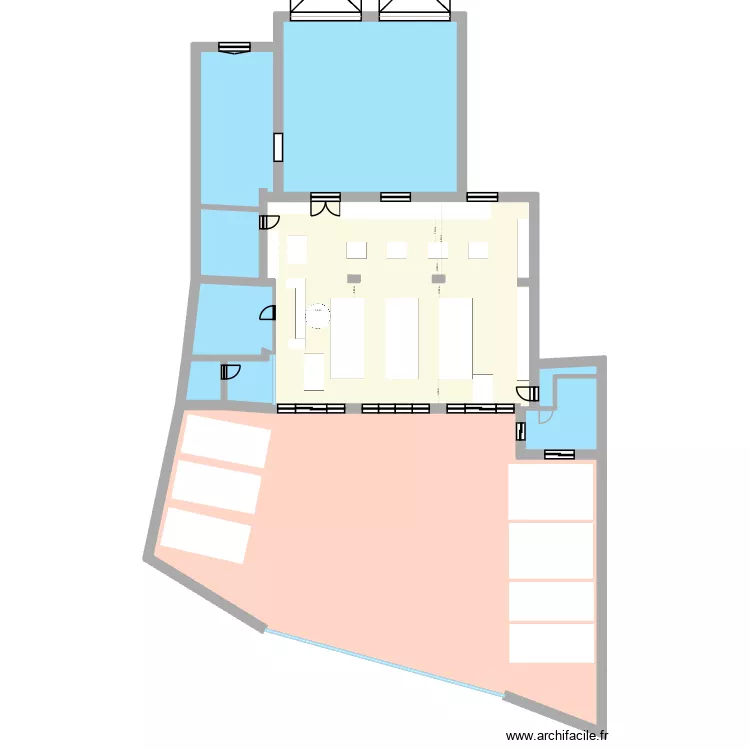 primeur st vallier1 apres travaux. Plan de 10  et 744 m²